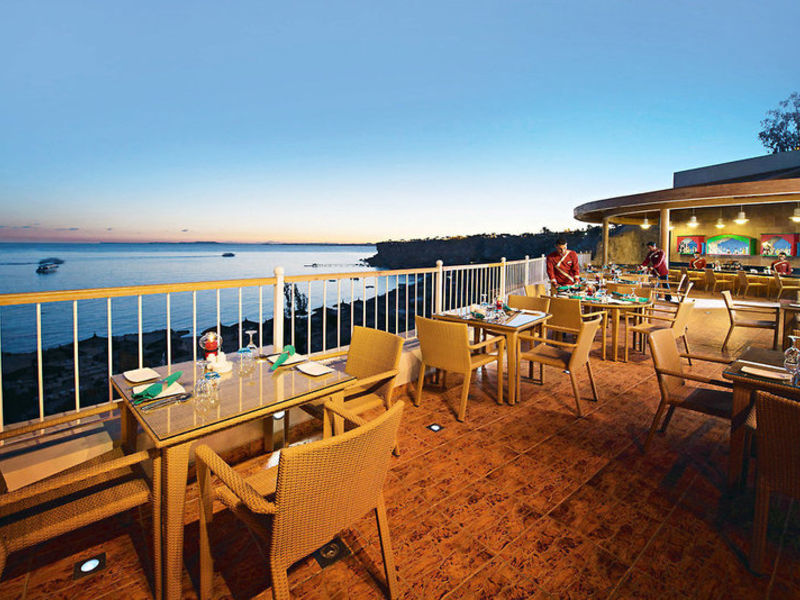 Reef Oasis Beach Resort
