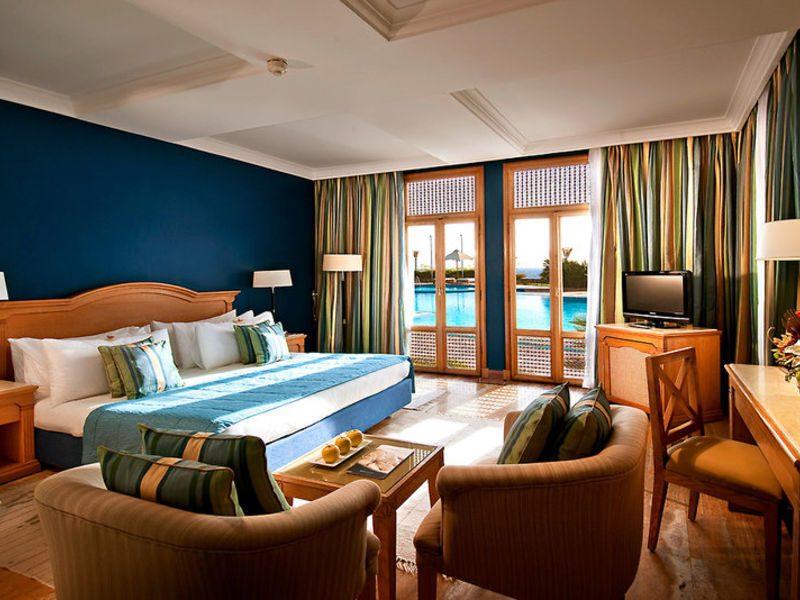 Reef Oasis Beach Resort
