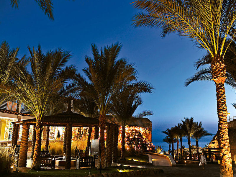 Reef Oasis Beach Resort