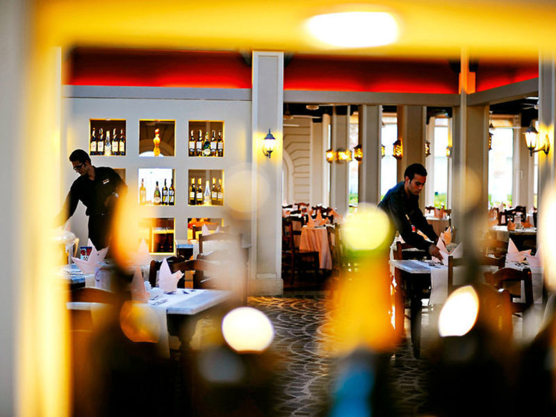 Reef Oasis Beach Resort