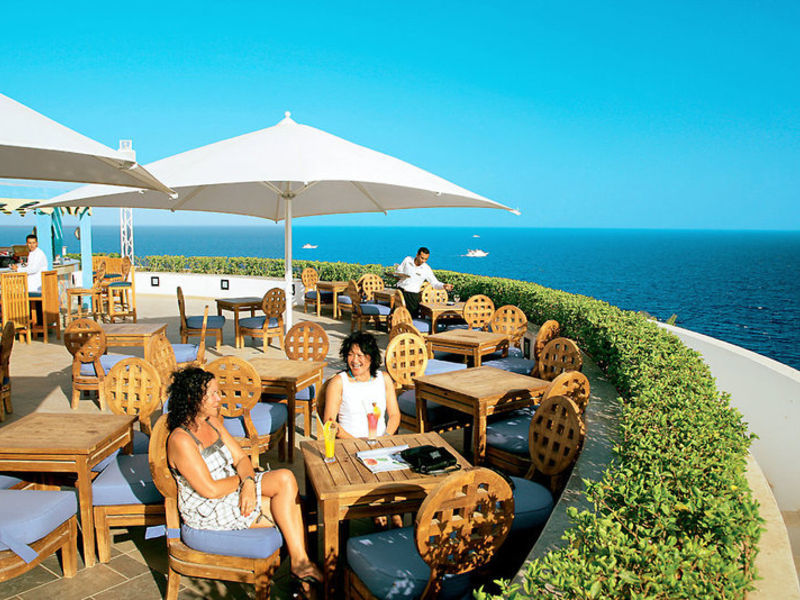 Reef Oasis Blue Bay Resort & Spa