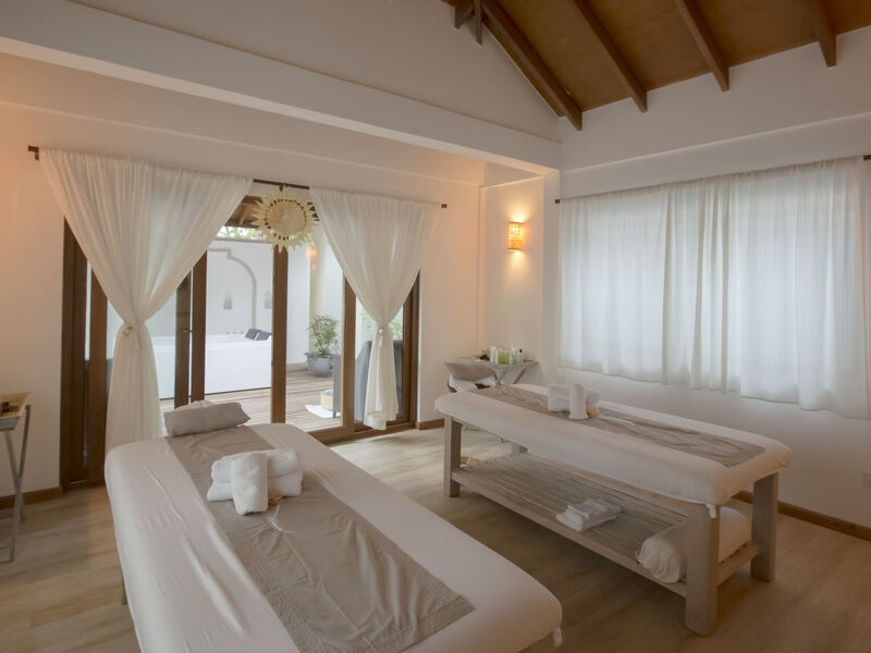 Reethi Faru Resort