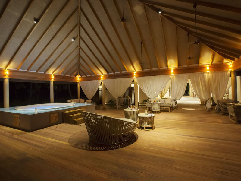 Reethi Faru Resort