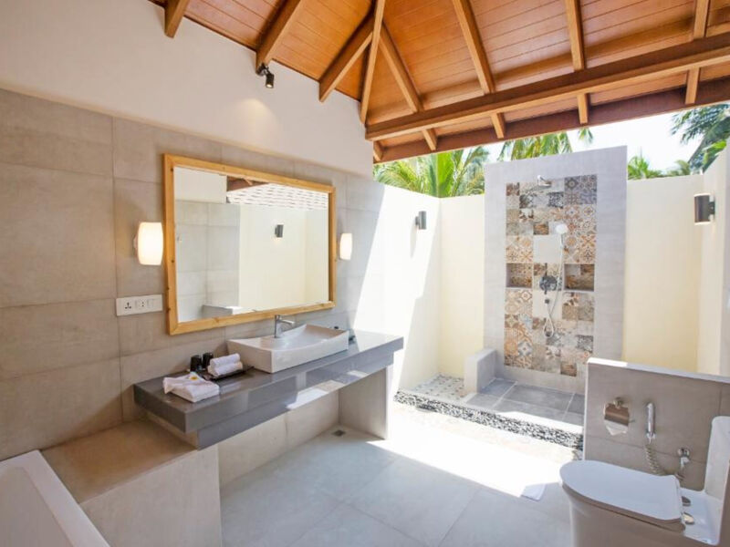 Reethi Faru Resort