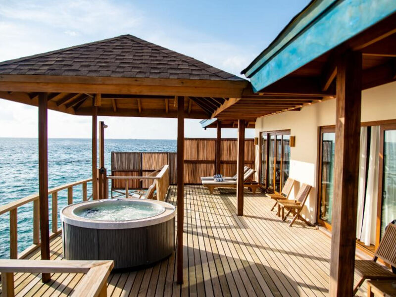 Reethi Faru Resort