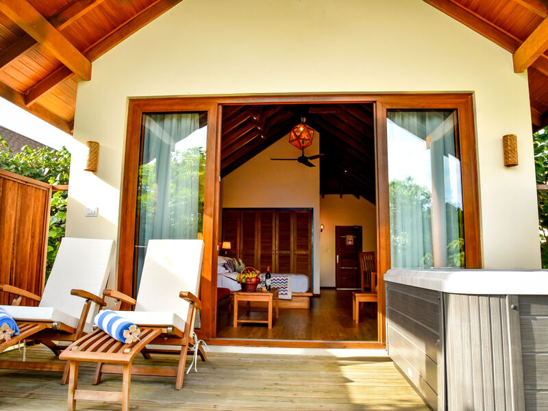 Reethi Faru Resort