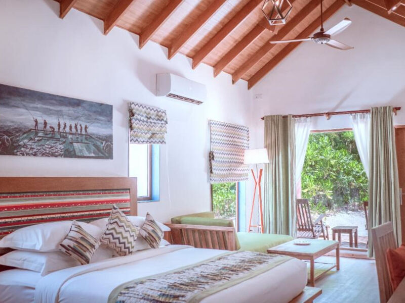 Reethi Faru Resort