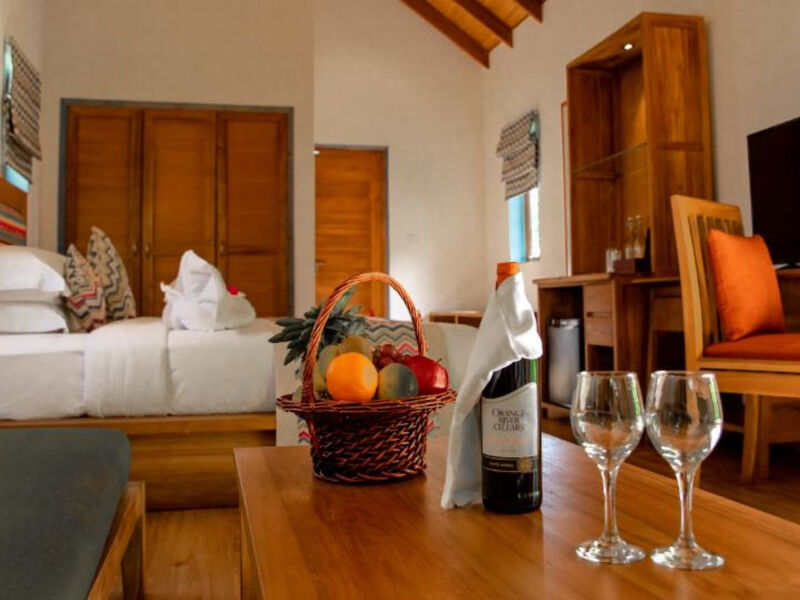 Reethi Faru Resort