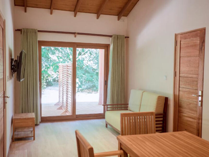 Reethi Faru Resort