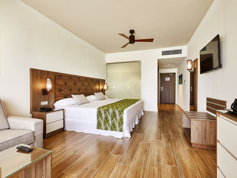 Riu Atoll