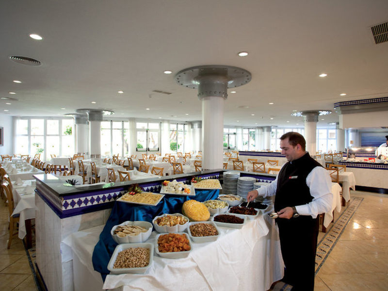 RIU Costa Lago