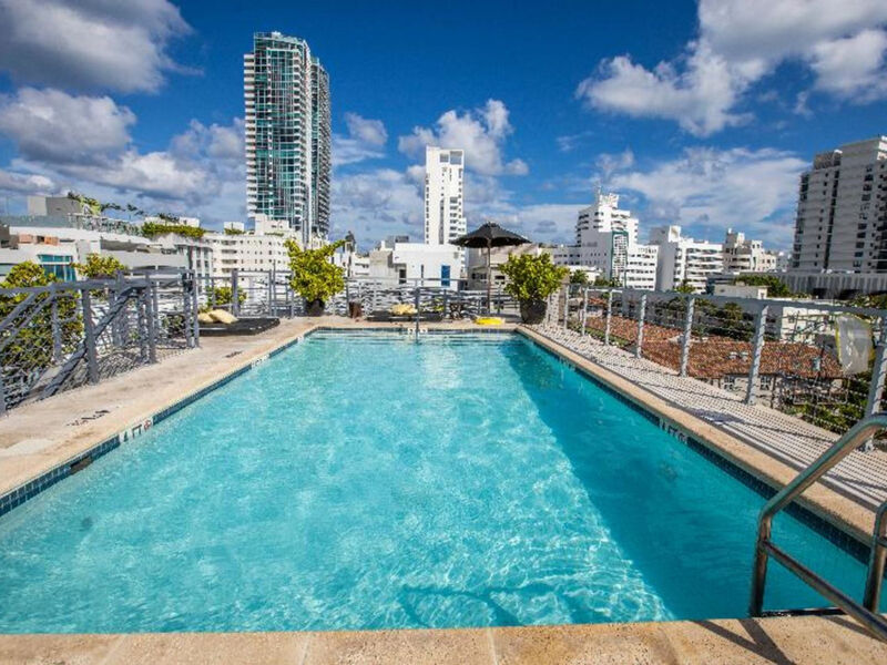 Riviera Suites South Beach