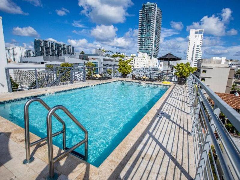 Riviera Suites South Beach