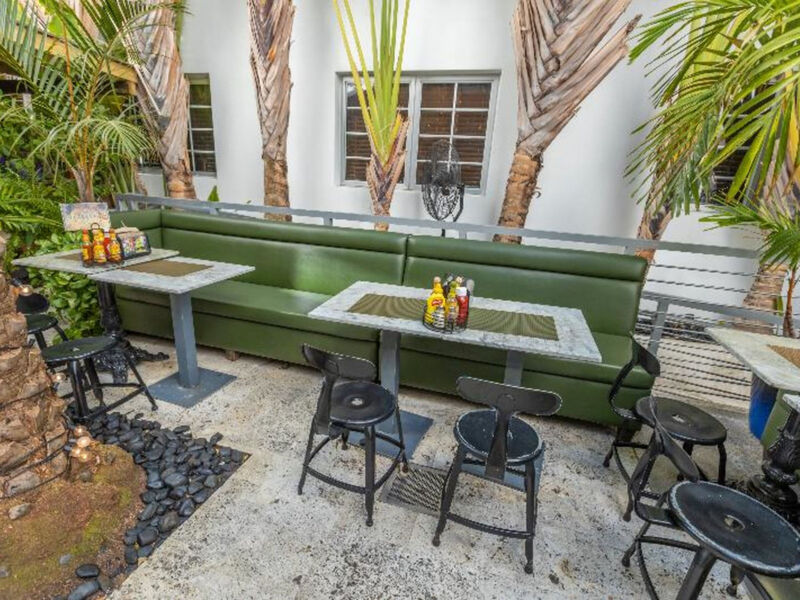 Riviera Suites South Beach