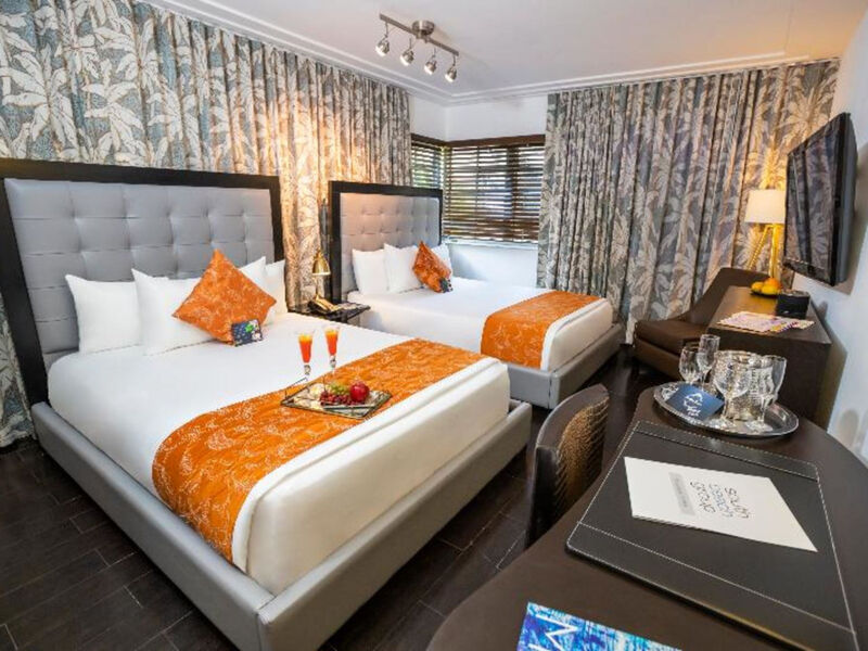 Riviera Suites South Beach