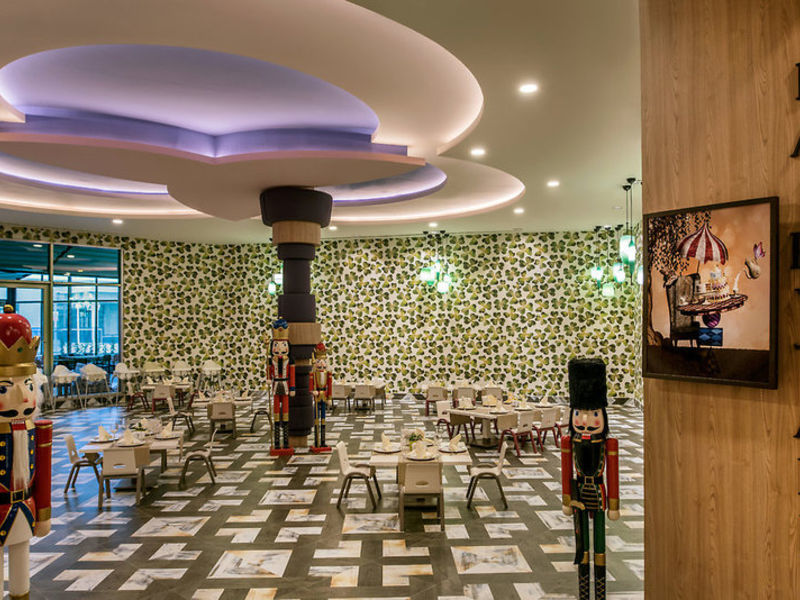 Rixos Lares