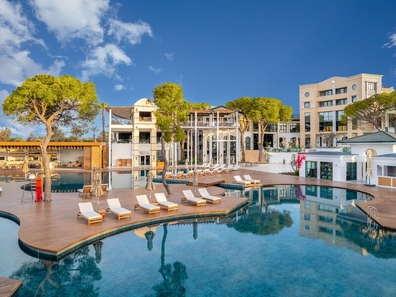 Rixos Park Belek – The Land Of Legends Theme Park Free Access