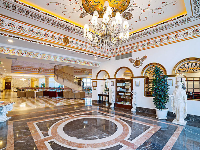 Roma Beach Resort & Spa