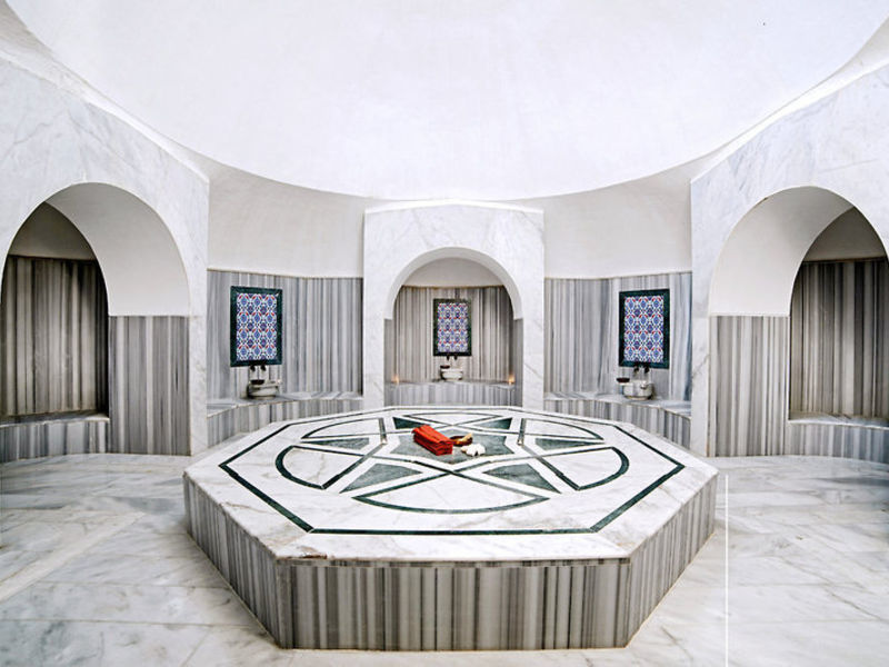 Roma Beach Resort & Spa