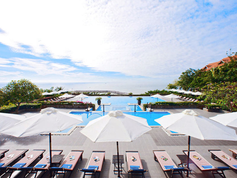 Romana Resort & Spa