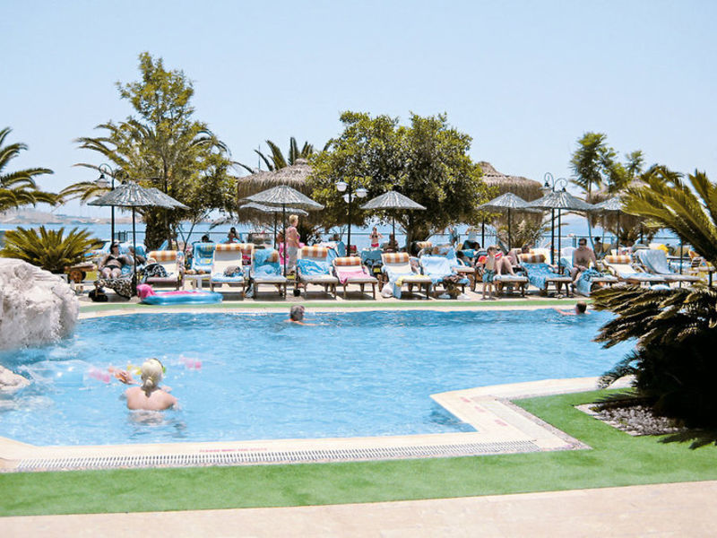 Royal Asarlik Beach