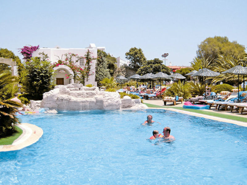 Royal Asarlik Beach
