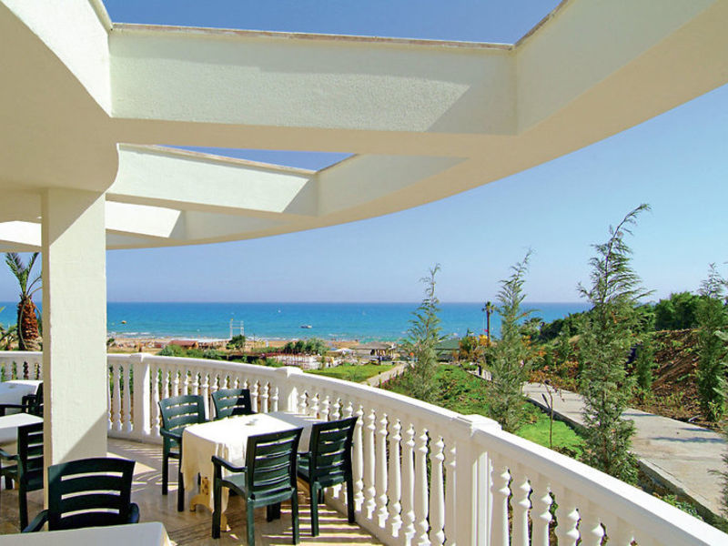 Royal Atlantis Resort & Spa