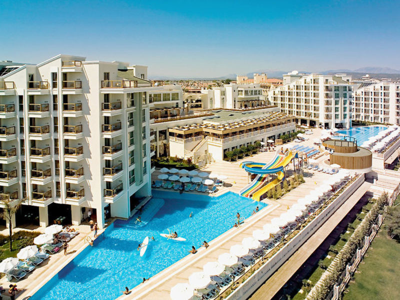 Royal Atlantis Resort & Spa