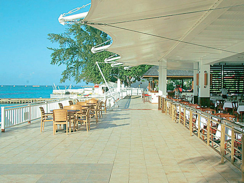 Royal Decameron Montego Beach