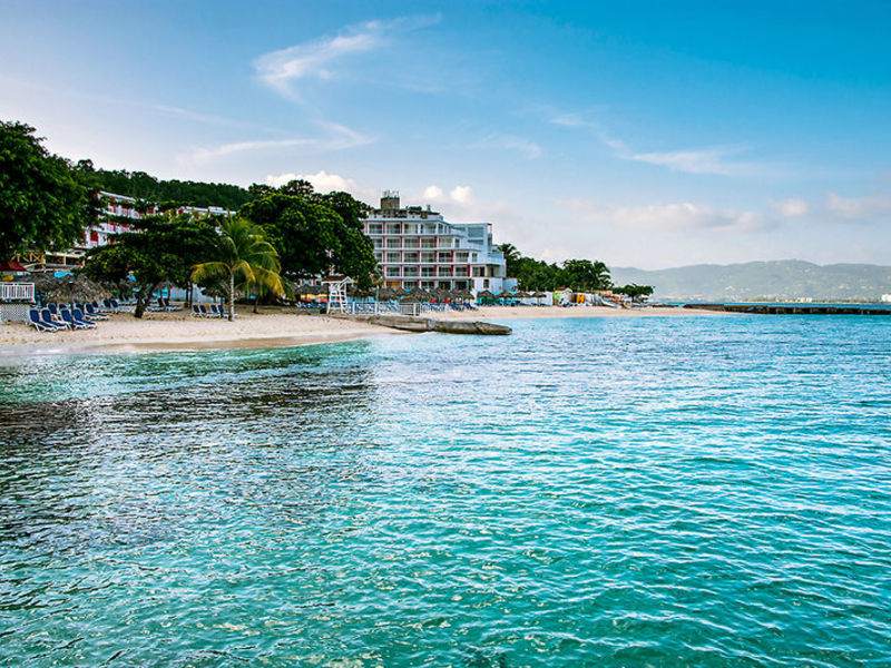 Royal Decameron Montego Beach