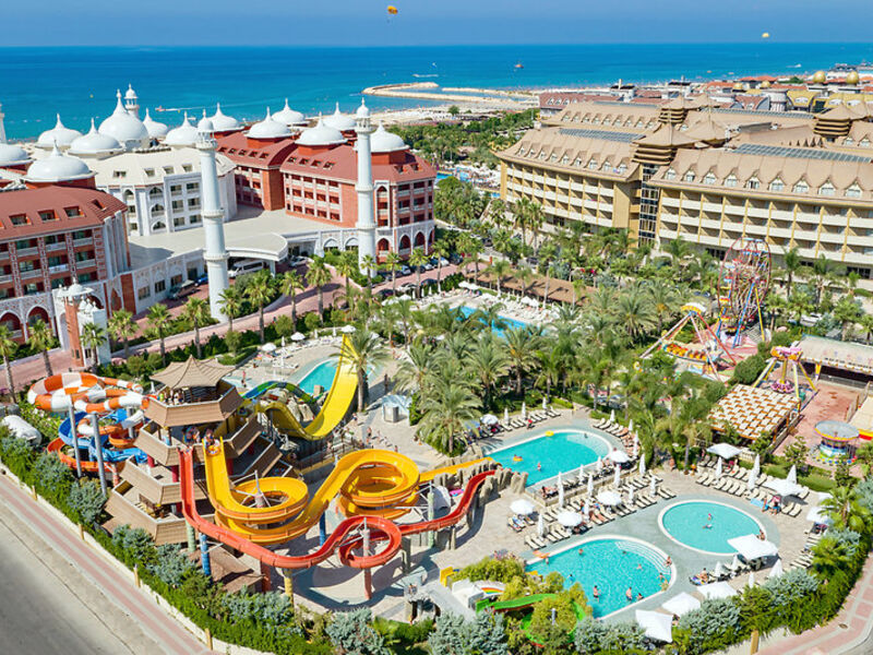 Royal Dragon Hotel