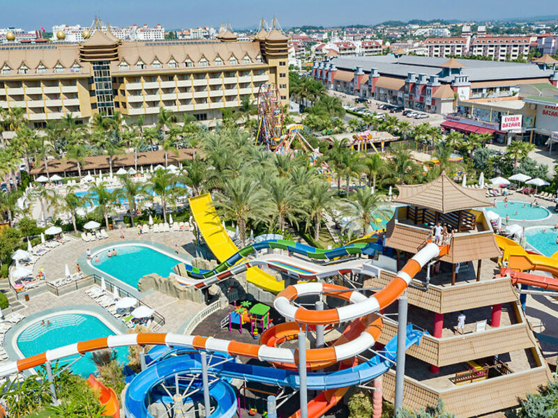 Royal Dragon Hotel