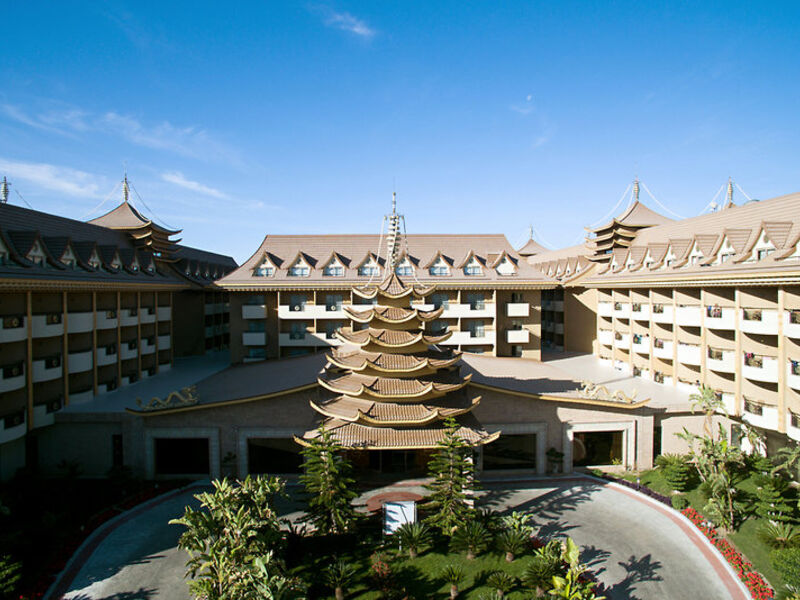 Royal Dragon Hotel