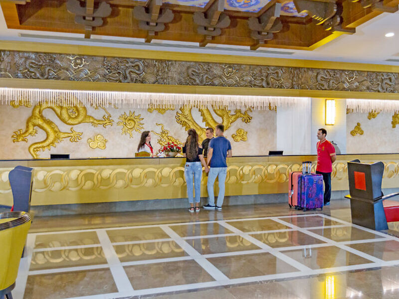 Royal Dragon Hotel