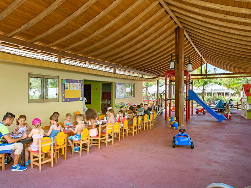 Royal Dragon Hotel