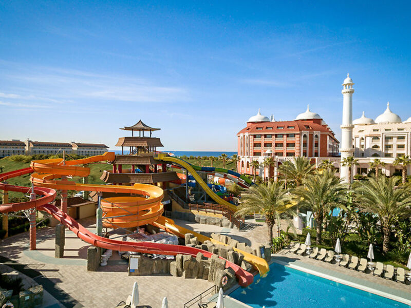 Royal Dragon Hotel