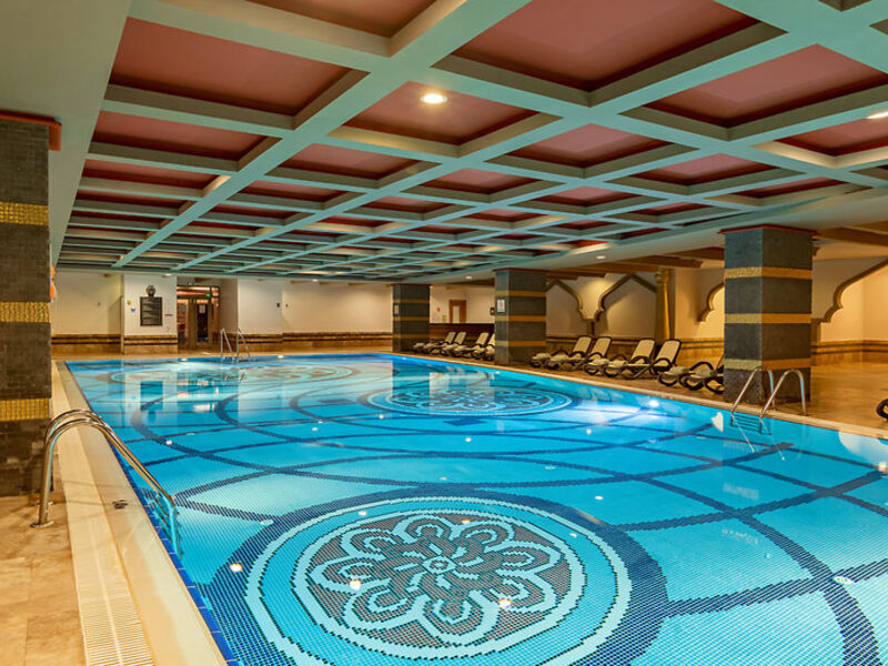 Royal Dragon Hotel