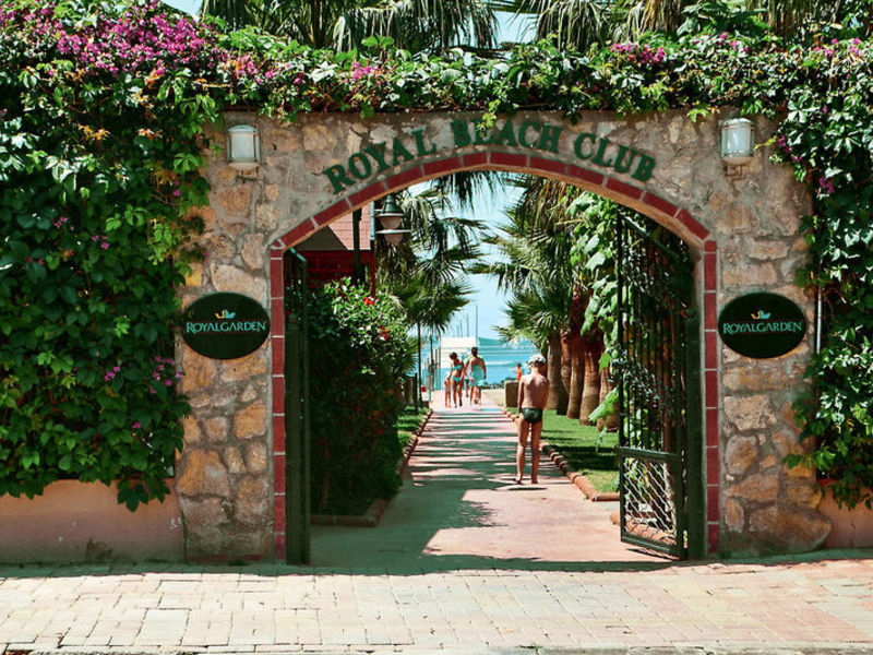 Royal Garden Suites