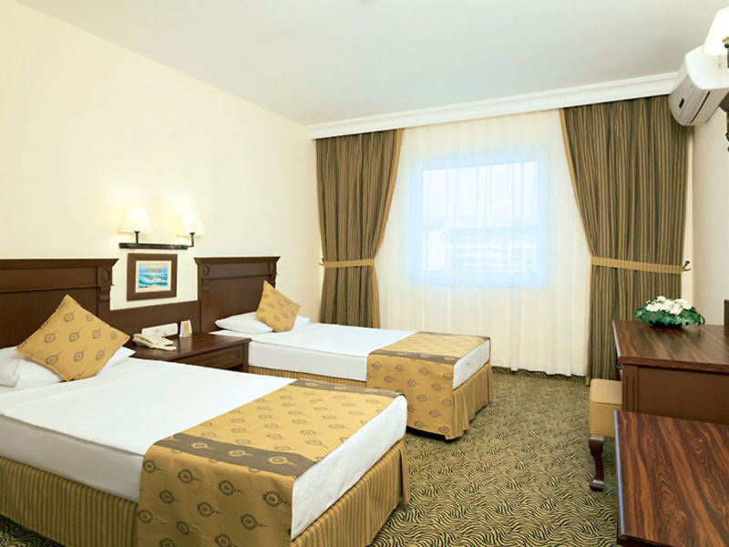 Royal Garden Suites