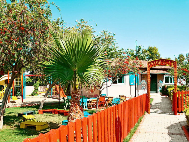 Royal Garden Suites