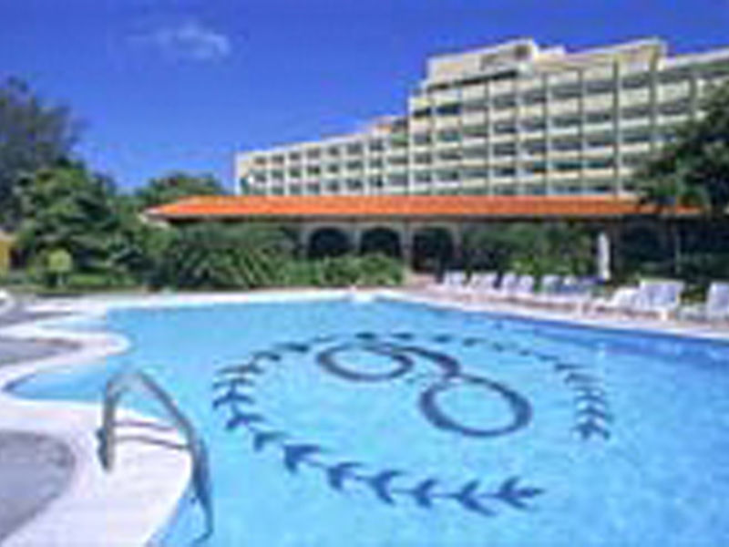 Royal Hideaway El Embajador
