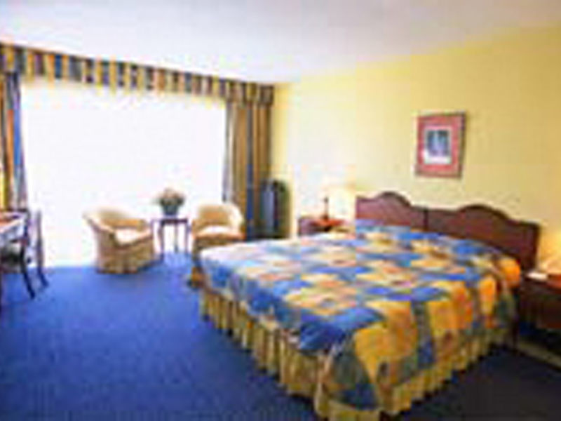 Royal Hideaway El Embajador
