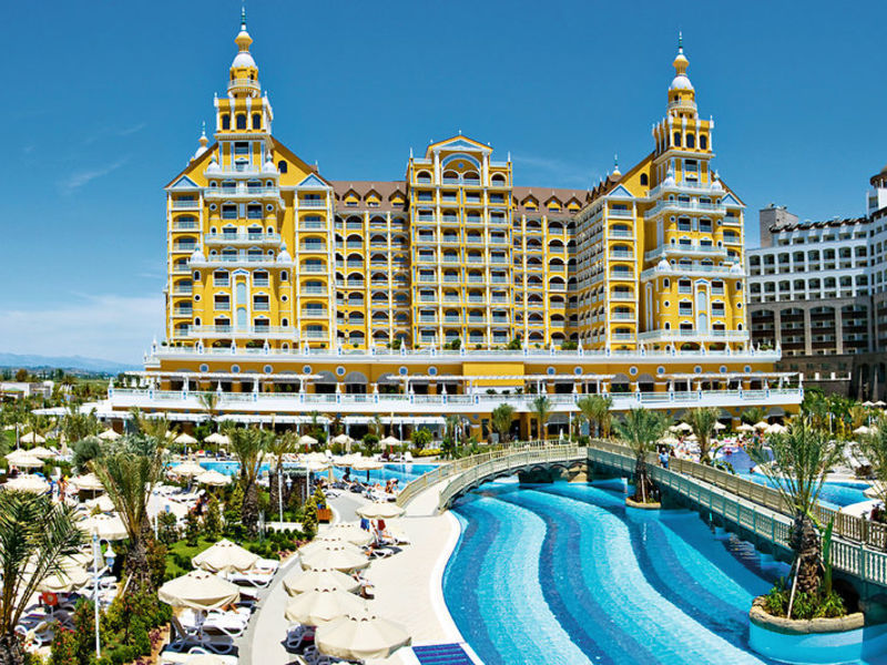 Royal Holiday Palace