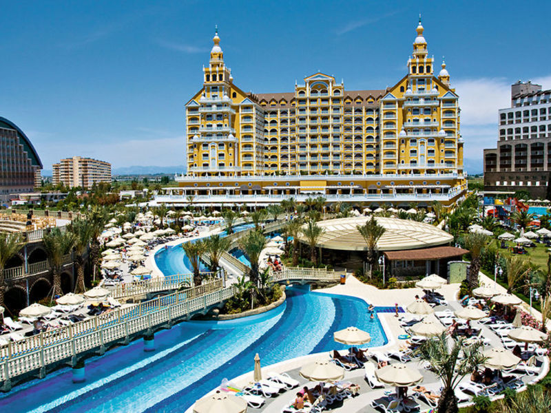 Royal Holiday Palace