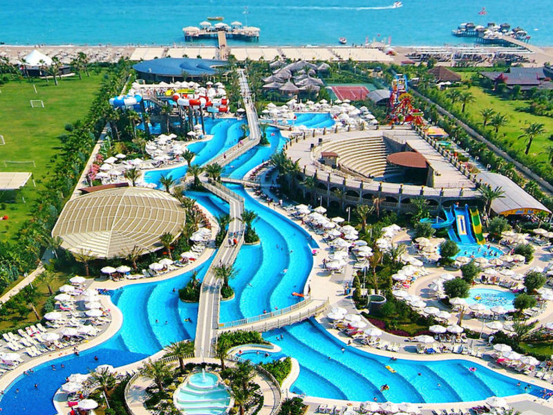 Royal Holiday Palace