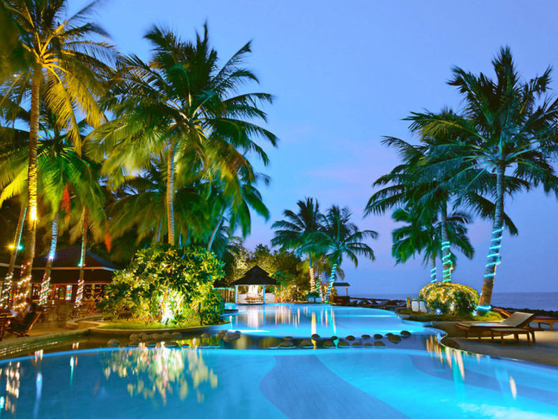Royal Island Resort & Spa