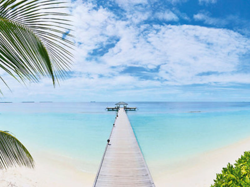 Royal Island Resort & Spa