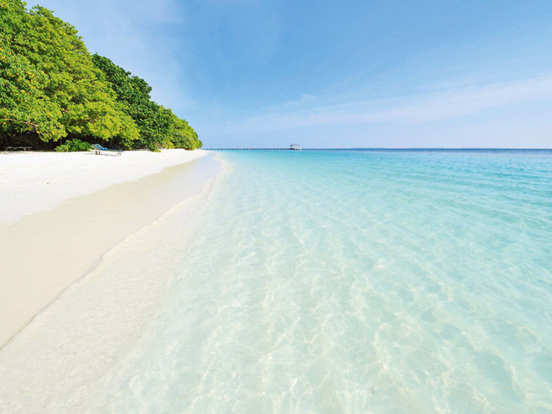 Royal Island Resort & Spa