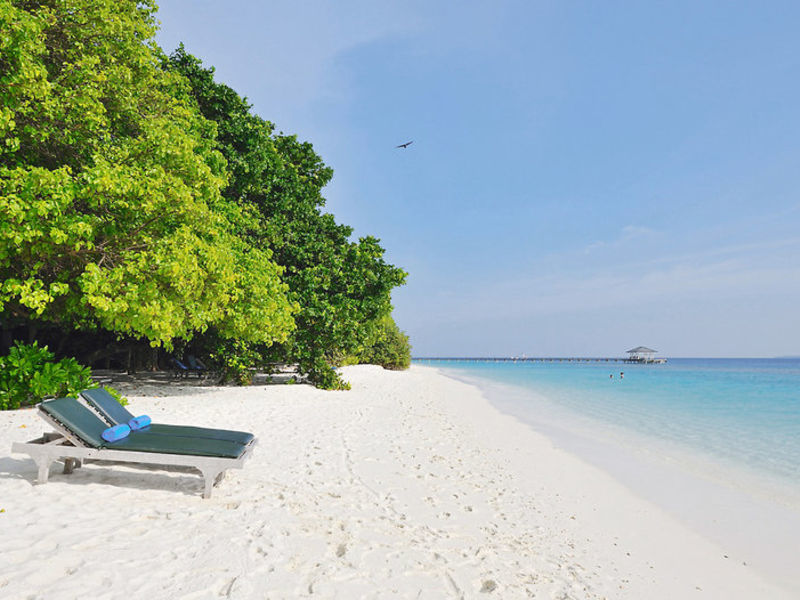 Royal Island Resort & Spa