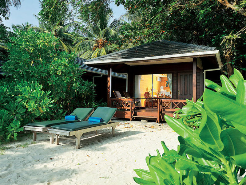 Royal Island Resort & Spa